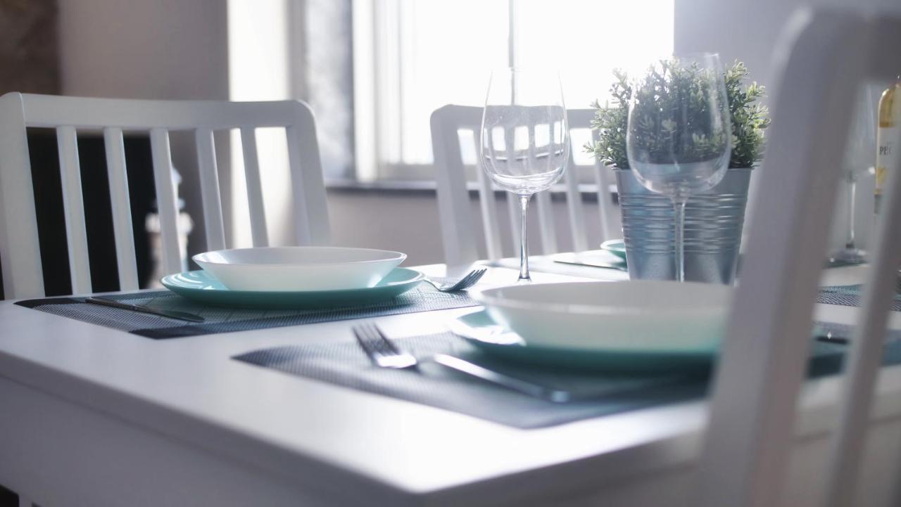 Central Olhao Home - Private Spacious Sunlit Patio オリョン エクステリア 写真